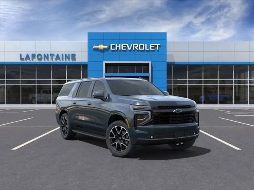 2025 Chevrolet Suburban RST photo 1