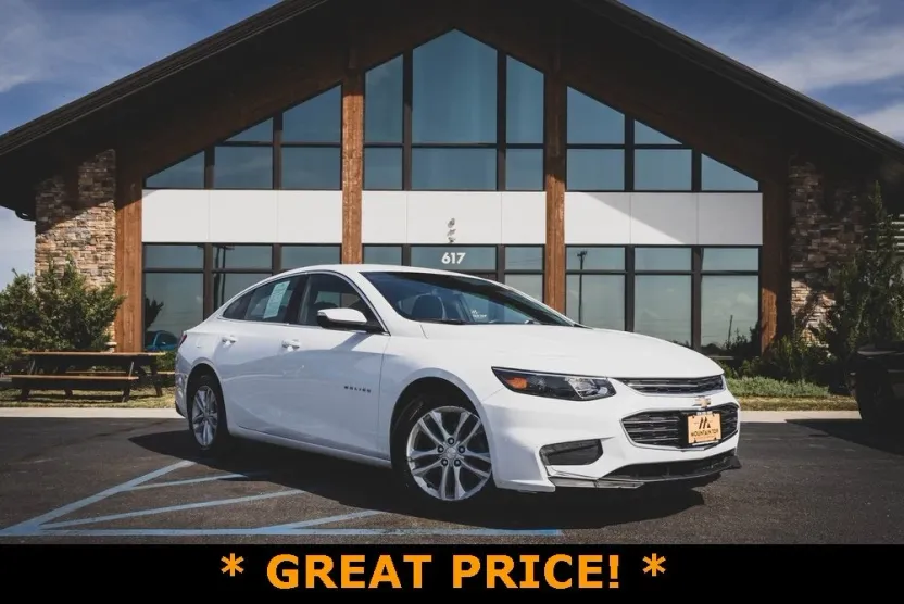 2016 Chevrolet Malibu 1LT photo 1