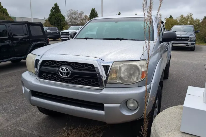 2011 Toyota Tacoma PreRunner photo 1
