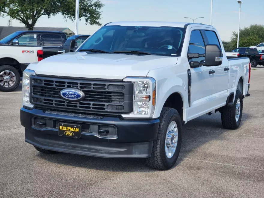 2024 Ford F-250 XL photo 1