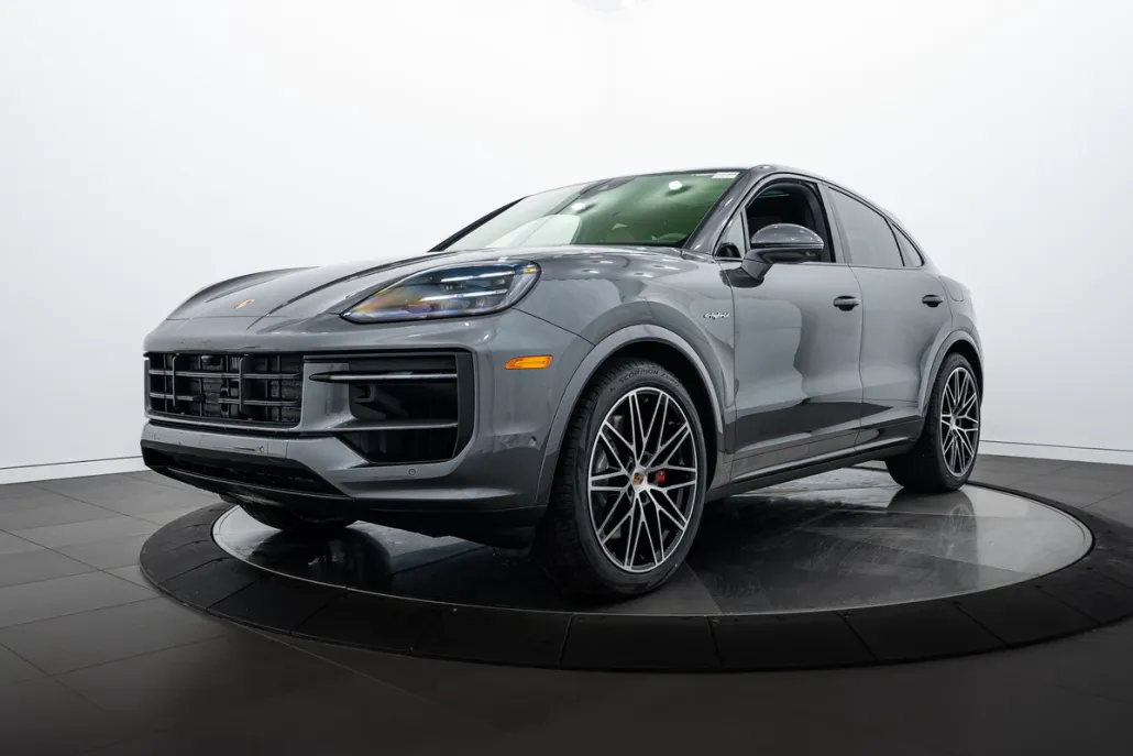 2025 Porsche Cayenne S E-Hybrid Coupe photo 1