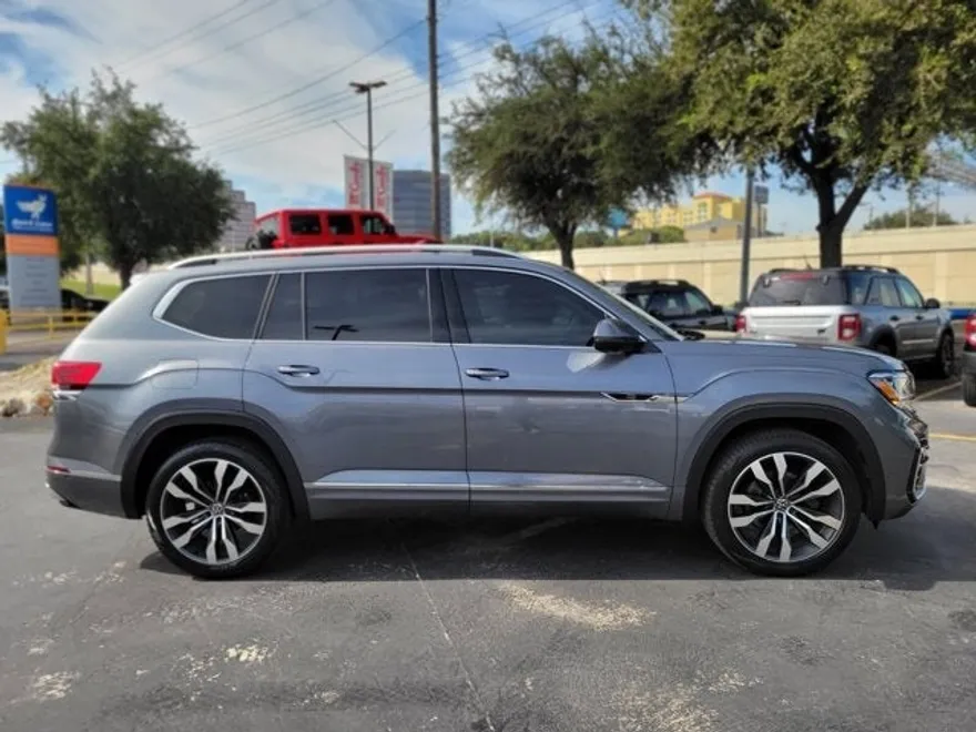 2023 Volkswagen Atlas V6 SEL Premium R-Line photo 1