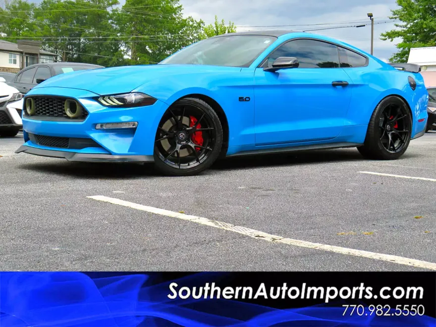2022 Ford Mustang GT Premium photo 1