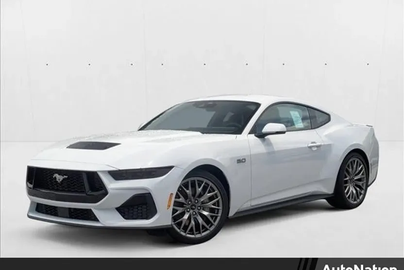 2025 Ford Mustang GT Premium photo 1