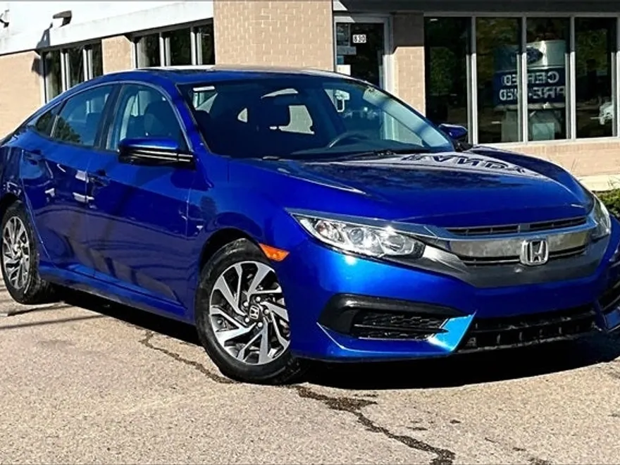 2018 Honda Civic EX photo 1