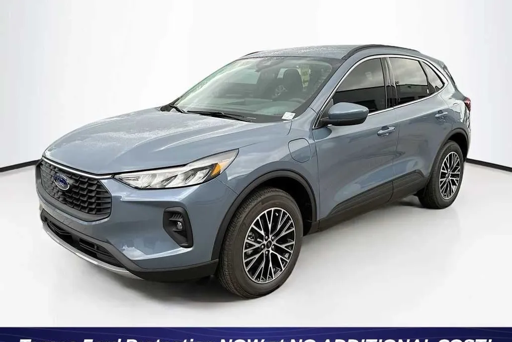2025 Ford Escape photo 1