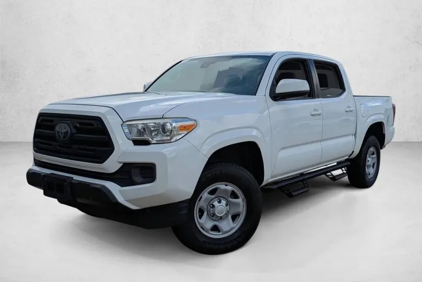 2019 Toyota Tacoma SR Double Cab photo 1