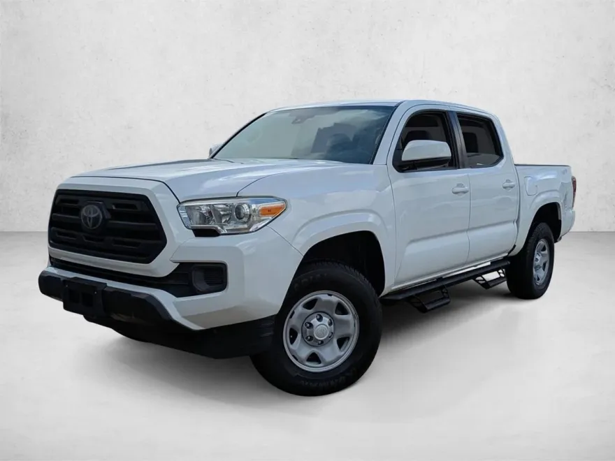 2019 Toyota Tacoma SR Double Cab photo 1