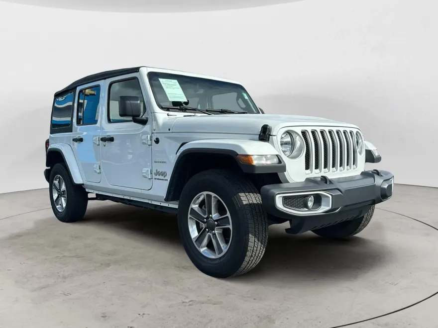 2023 Jeep Wrangler Sahara photo 1