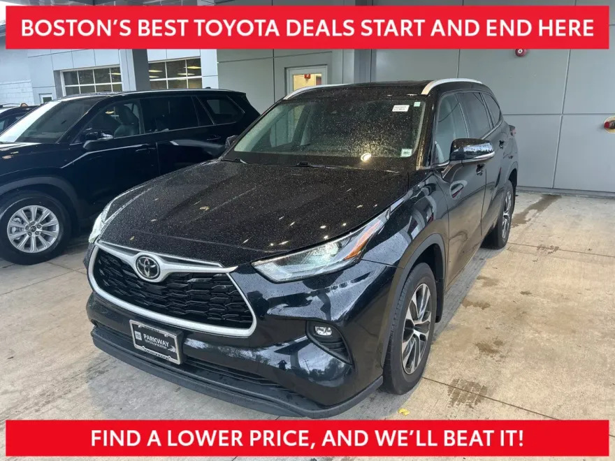 2023 Toyota Highlander L photo 1