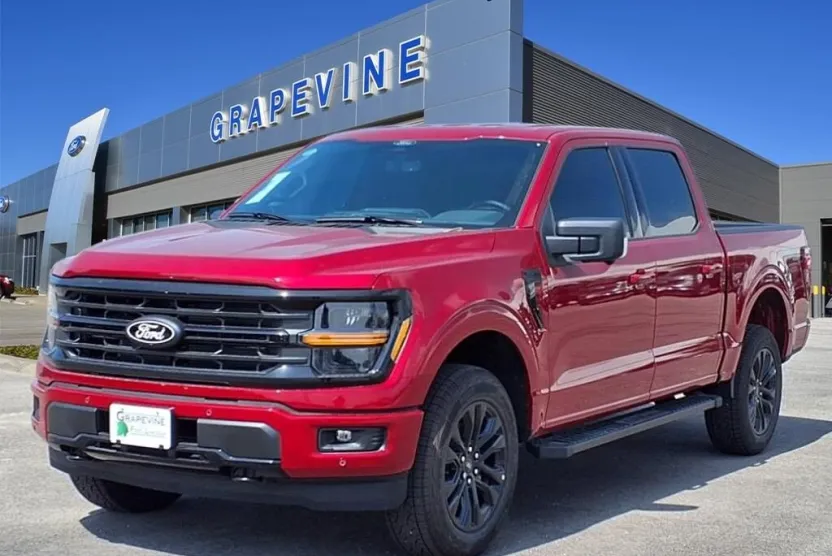 2025 Ford F-150 XLT photo 1