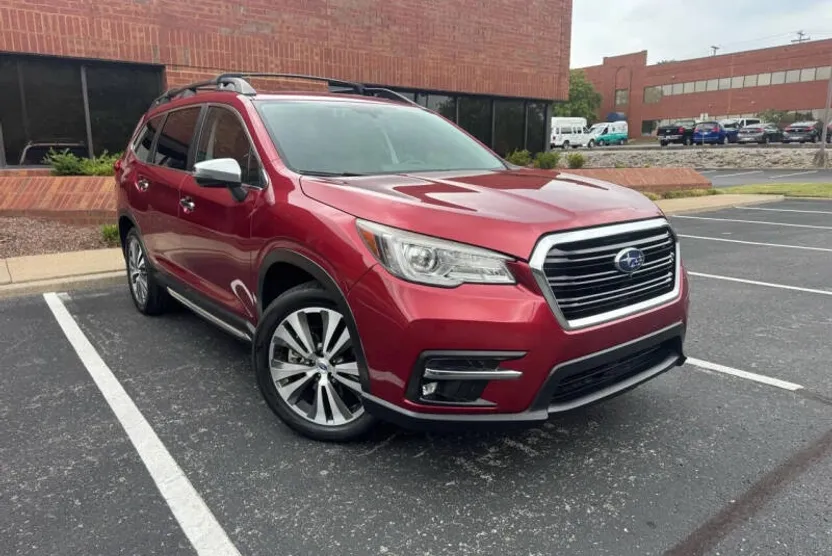 2019 Subaru Ascent Touring photo 1