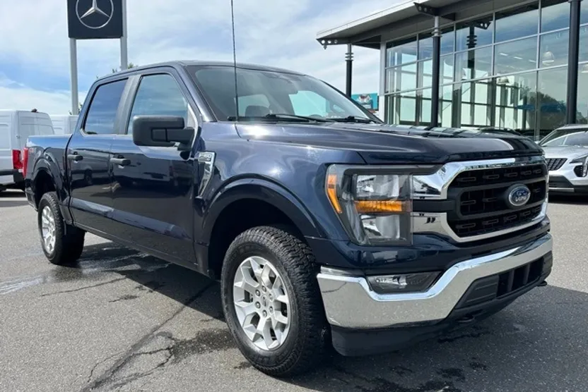 2023 Ford F-150 XLT photo 1
