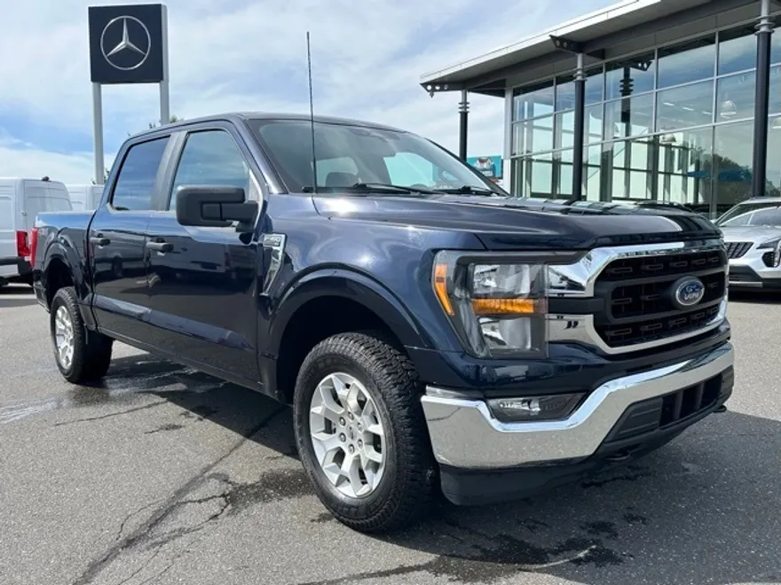 2023 Ford F-150 XLT photo 1