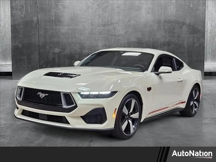 2025 Ford Mustang GT Premium photo 1