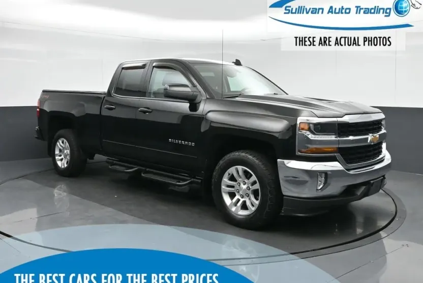 2018 Chevrolet Silverado 1500 LT photo 1
