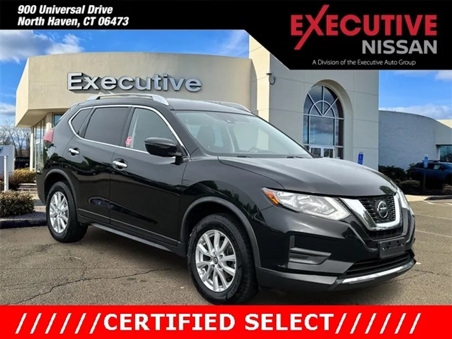 2020 Nissan Rogue SV photo 1