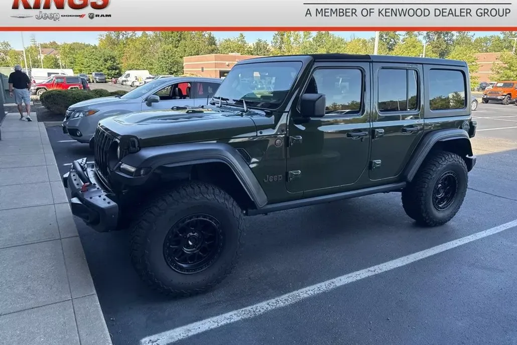 2021 Jeep Wrangler Unlimited Sport Altitude photo 1