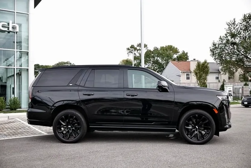 2023 Cadillac Escalade Sport Platinum photo 1