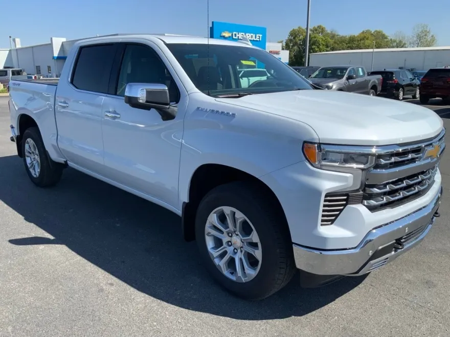 2026 Chevrolet Silverado 1500 LTZ photo 1