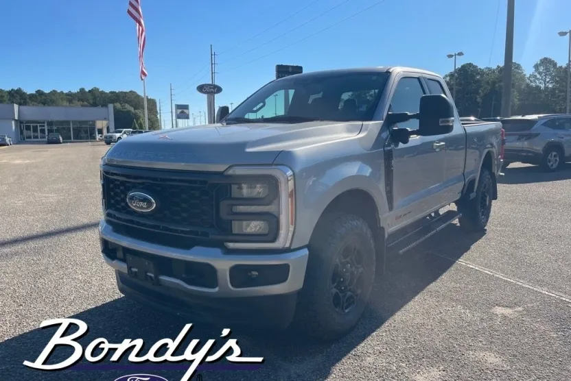 2023 Ford F-250 XLT photo 1