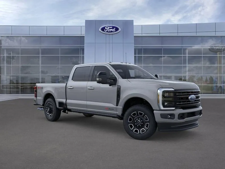 2025 Ford F-250 Platinum photo 1