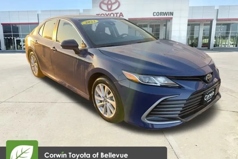 2024 Toyota Camry LE photo 1
