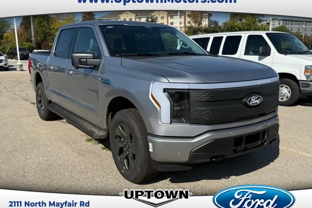 2025 Ford F-150 Lightning photo 1