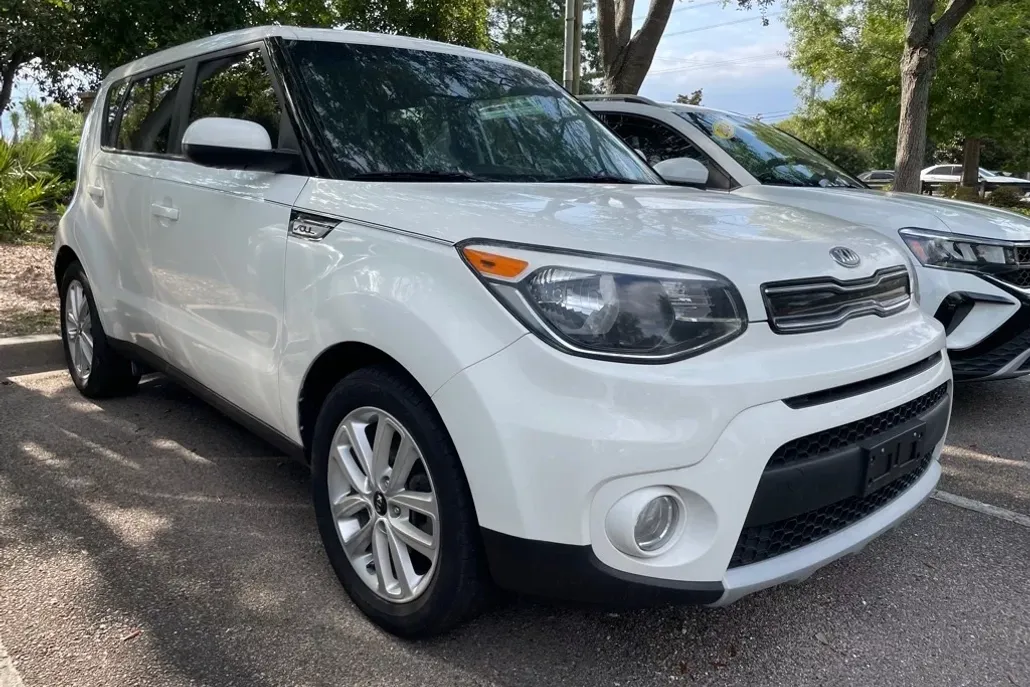 2019 Kia Soul Plus photo 1
