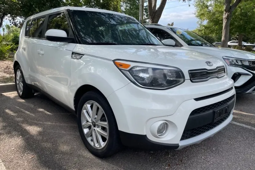 2019 Kia Soul Plus photo 1