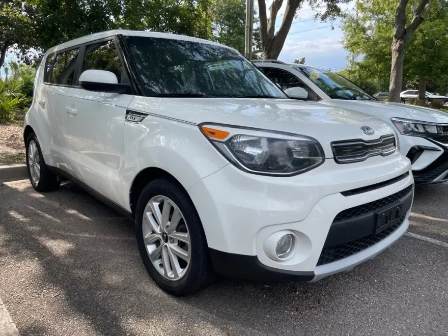 2019 Kia Soul Plus photo 1