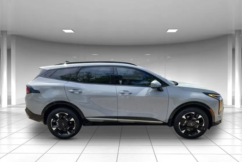 2026 Kia Sportage Hybrid photo 1