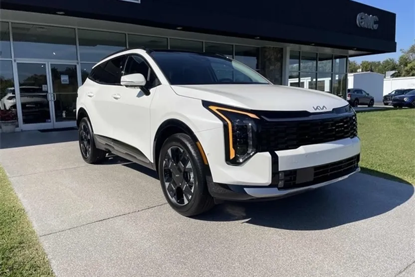 2026 Kia Sportage Hybrid photo 1