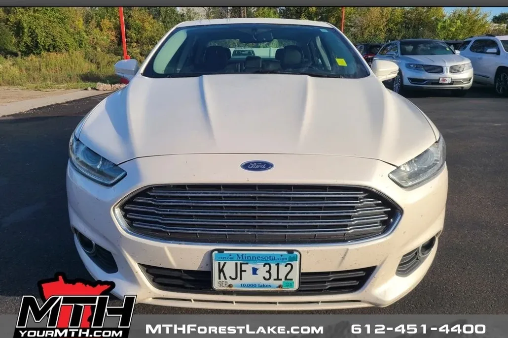 2014 Ford Fusion SE photo 1
