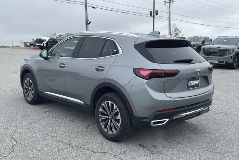 2025 Buick Envision Preferred photo 1