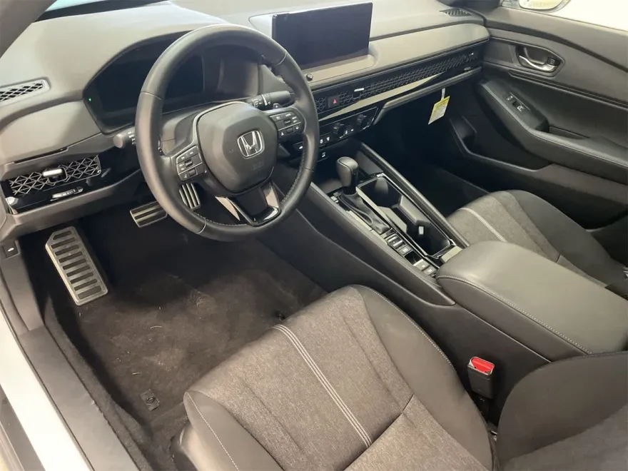 2024 Honda Accord Hybrid Sport photo 1