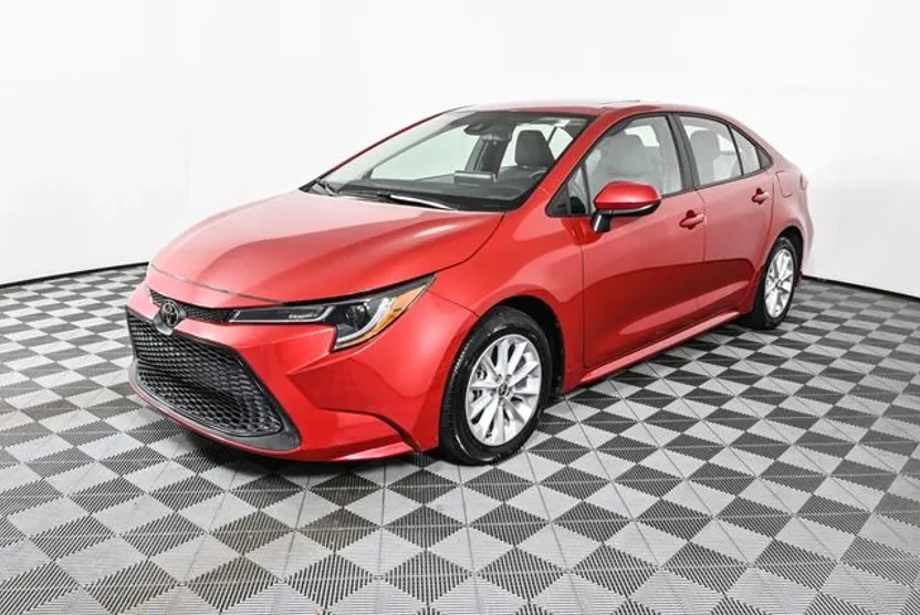 2020 Toyota Corolla LE Premium photo 1
