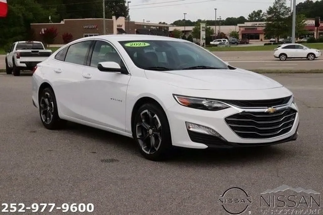 2023 Chevrolet Malibu 1LT photo 1
