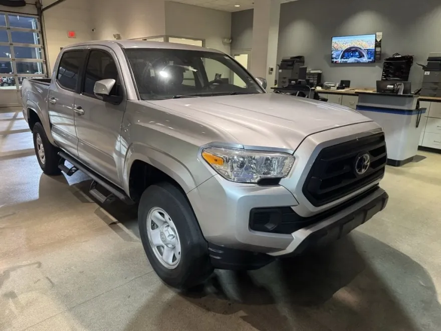 2022 Toyota Tacoma SR photo 1