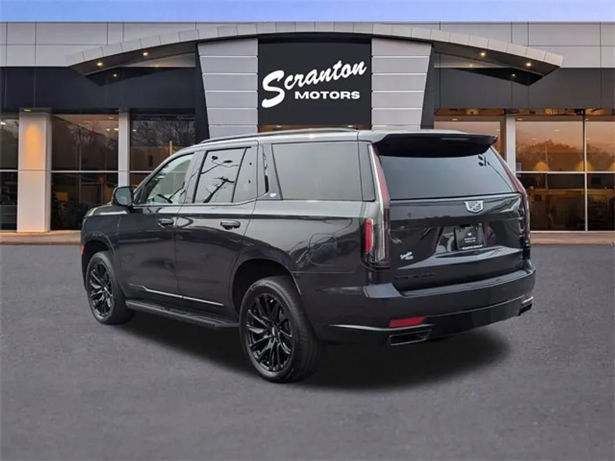 2023 Cadillac Escalade Sport photo 1