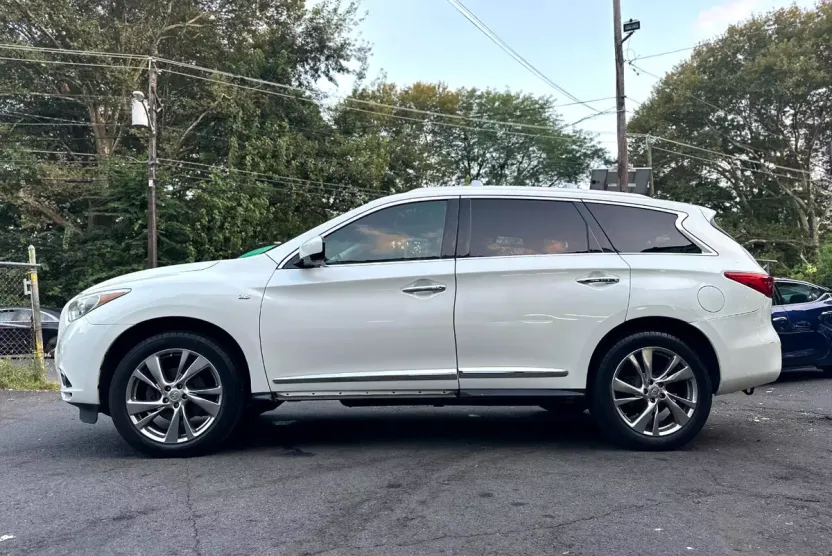 2015 Infiniti QX60 AWD photo 1
