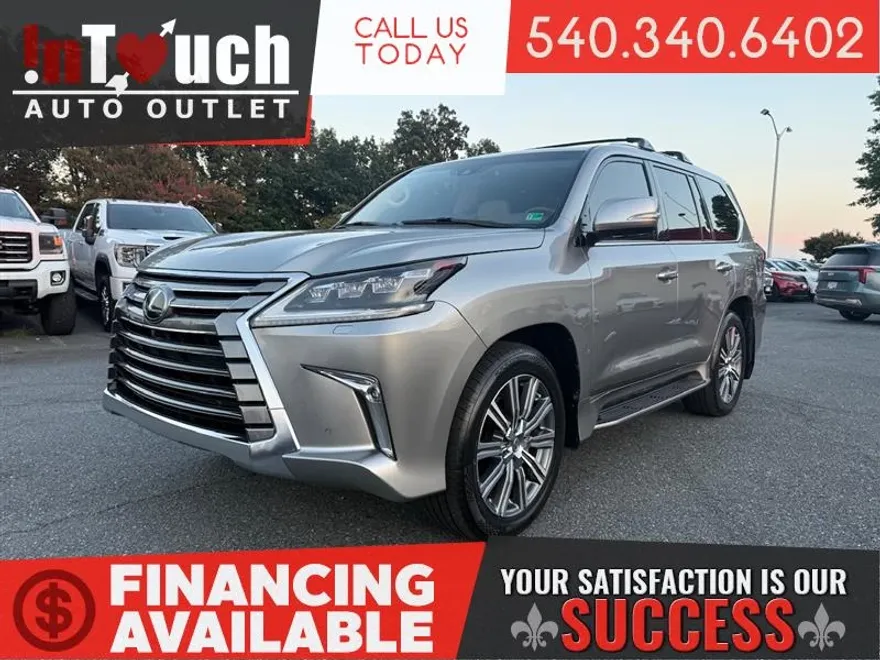 2017 Lexus LX 570 Luxury photo 1