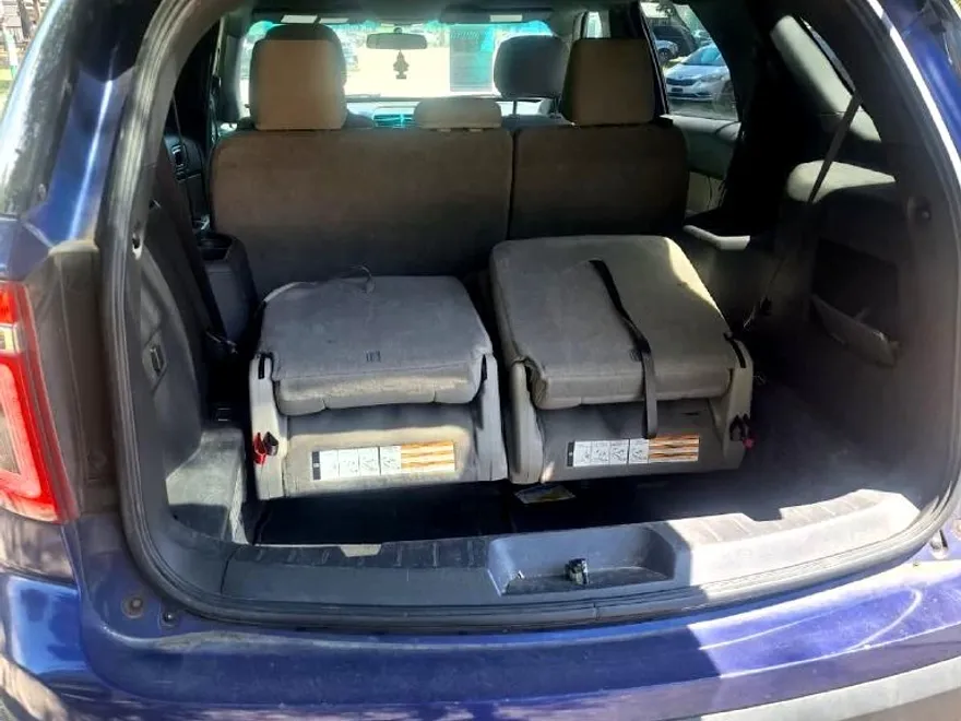 2013 Ford Explorer Base photo 1