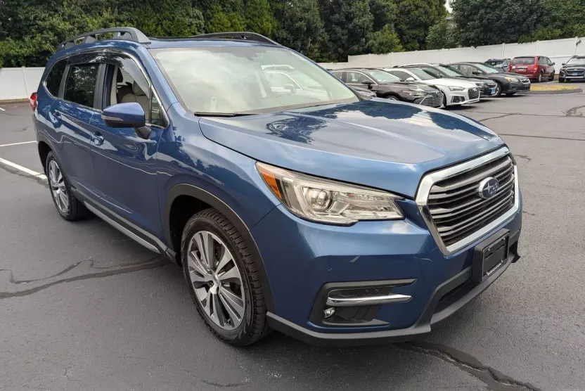 2022 Subaru Ascent Limited photo 1