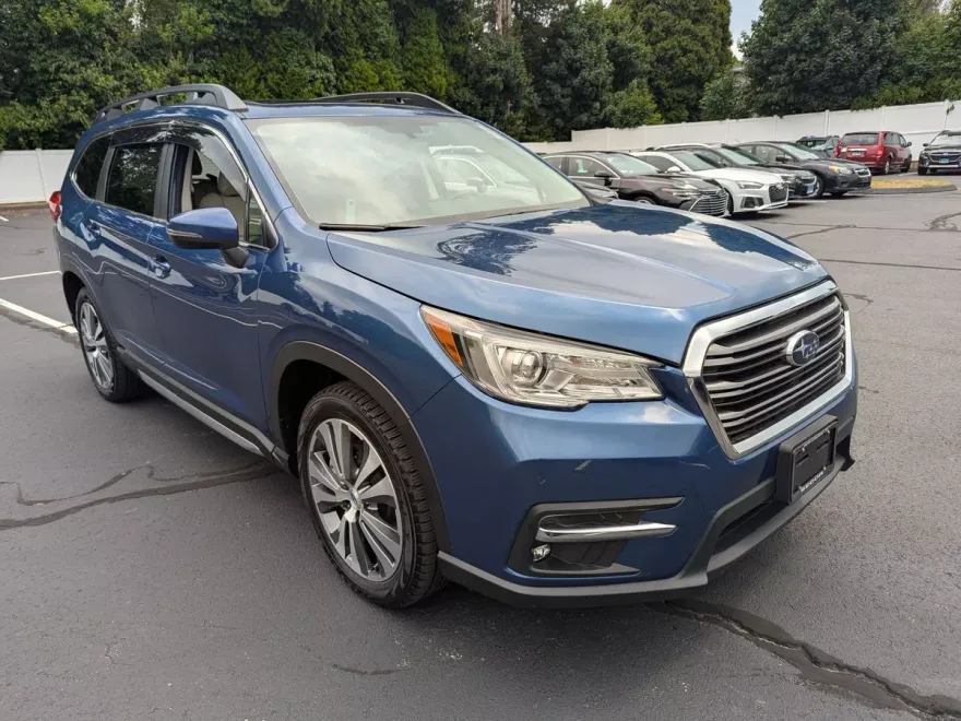 2022 Subaru Ascent Limited photo 1
