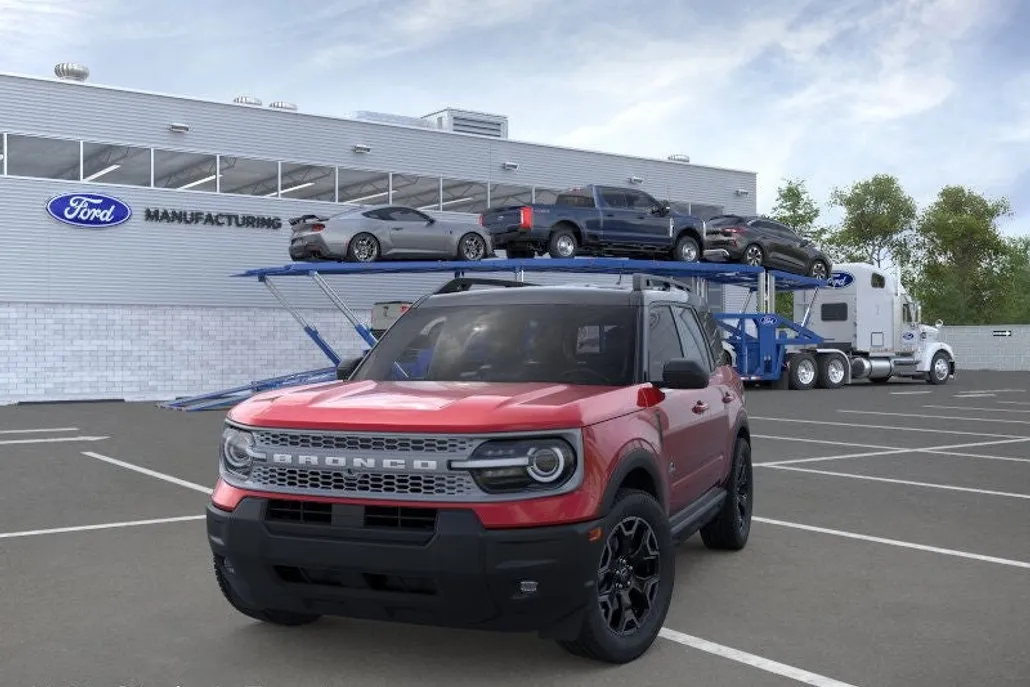 2025 Ford Bronco Sport Outer Banks photo 1