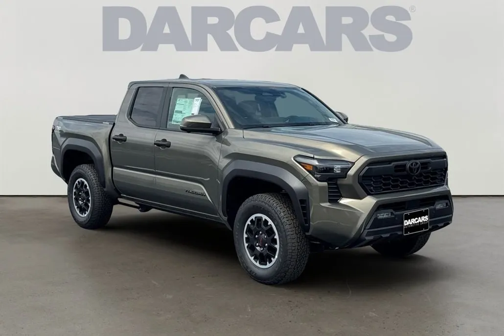 2025 Toyota Tacoma TRD Off-Road photo 1
