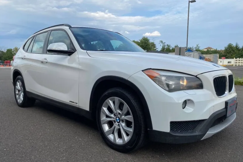 2013 Bmw X1 XDrive28i photo 1