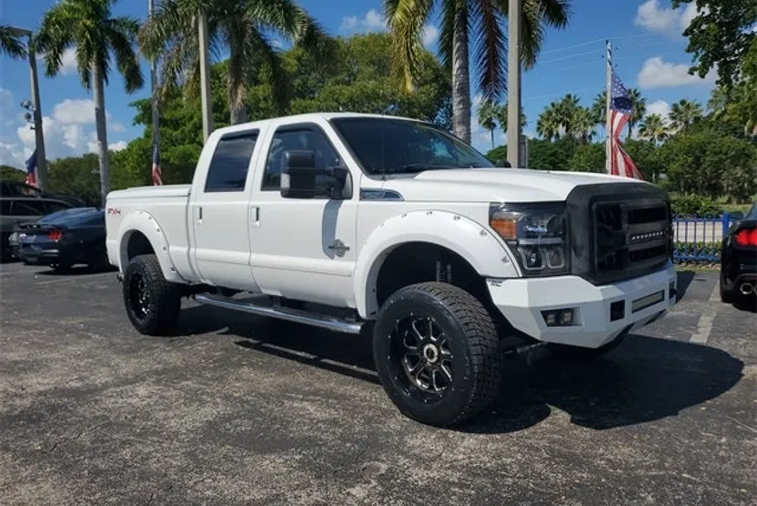 2011 Ford F-250 photo 1