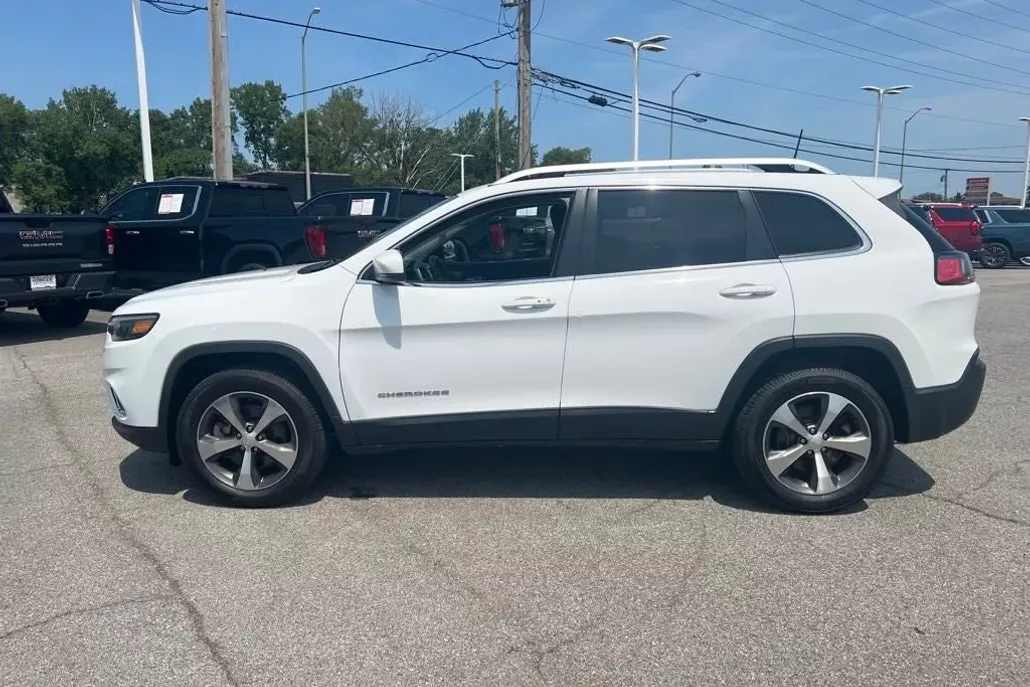 2020 Jeep Cherokee Limited photo 1